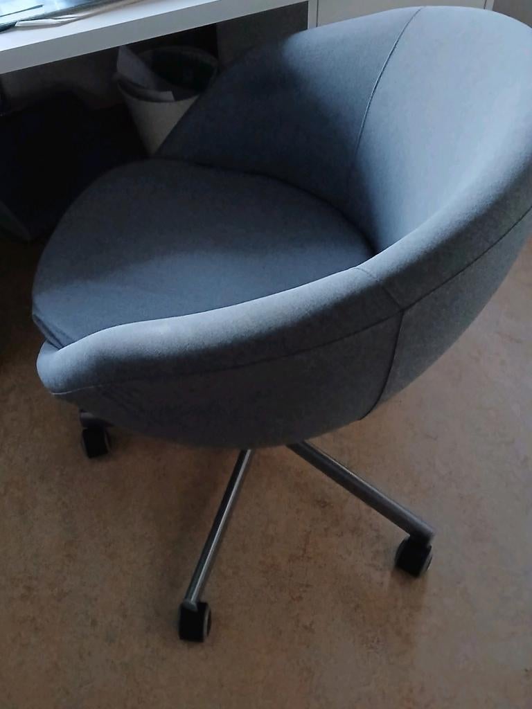 Gratis bureaustoel van IKEA, Huis en Inrichting, Bureaustoelen, Ophalen, Gebruikt, Grijs, Bureaustoel