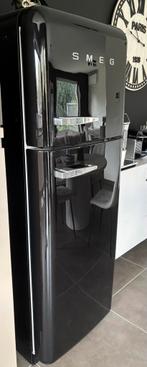 Zwarte retro SMEG koelkast — uitstekende staat, Elektronische apparatuur, Koelkasten en IJskasten, Ophalen, Zo goed als nieuw