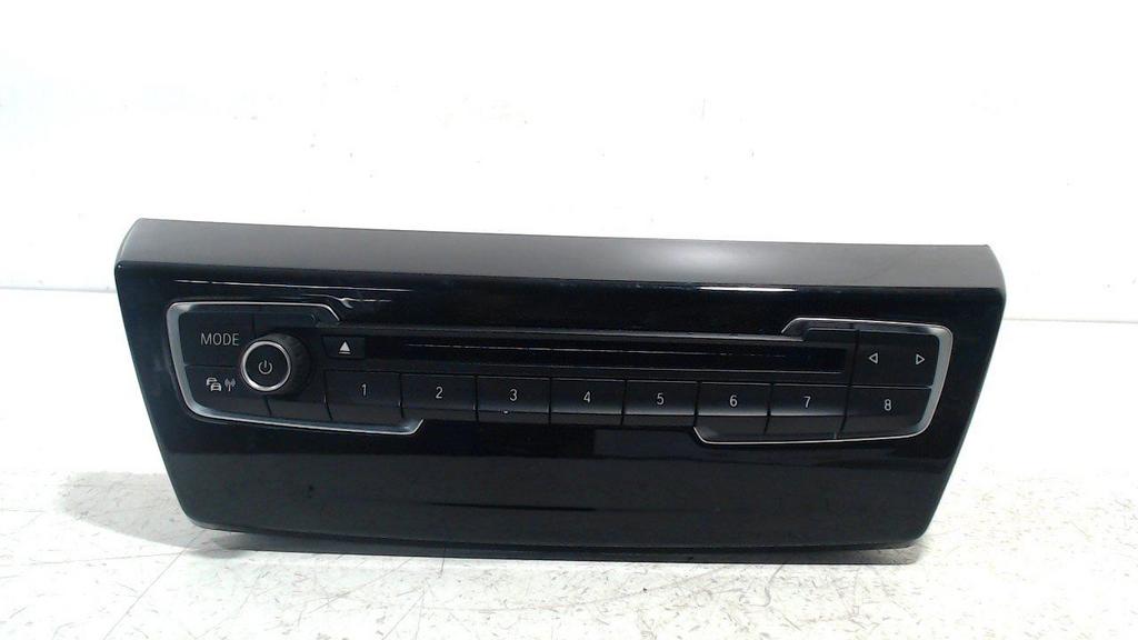 Radio bediening BMW 2 serie, Enlèvement ou Envoi, Van der Ven Autorecycling B.V., Onderdelen@venauto.nl, Ettenseweg 76, 4706 PB Roosendaal, The Netherlands