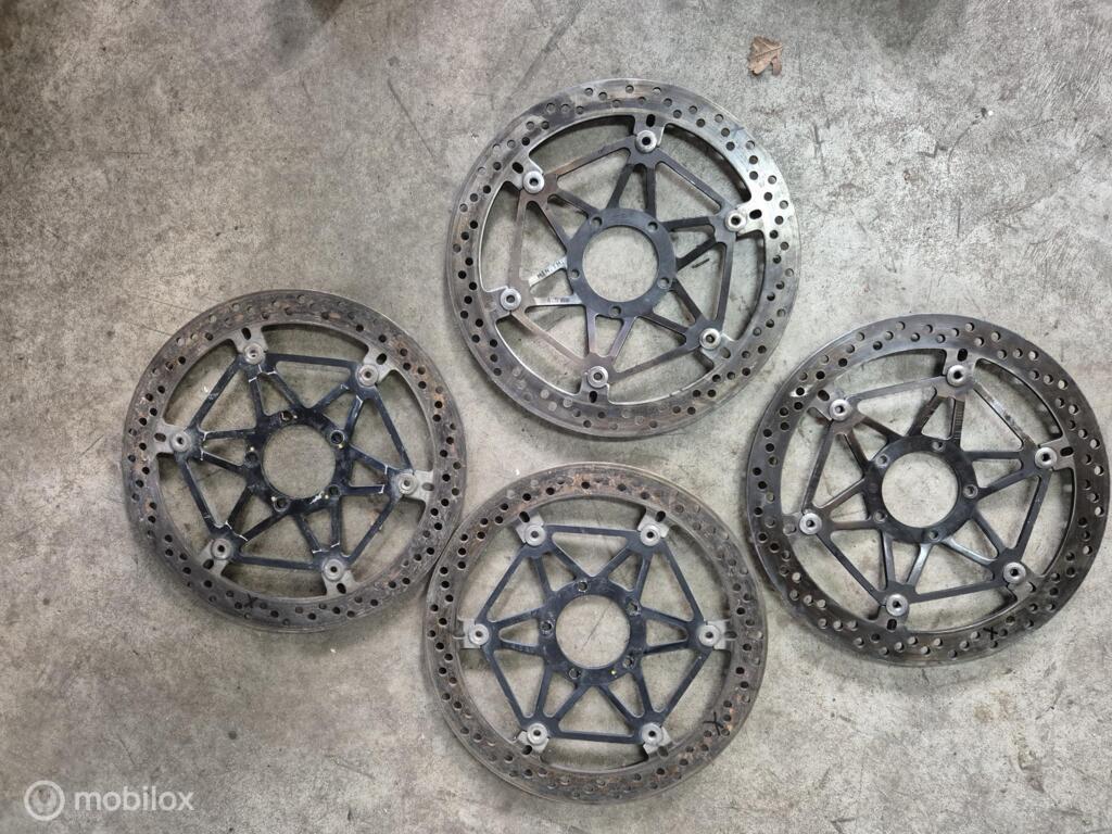 Remschijven Brembo 330 1098 1198 Multistrada Panigale, Motos, Enlèvement ou Envoi, Factorystore.service@ducati.com, Via Antonio Cavalieri Ducati, 74/5, 74/6, 40132 Bologna BO