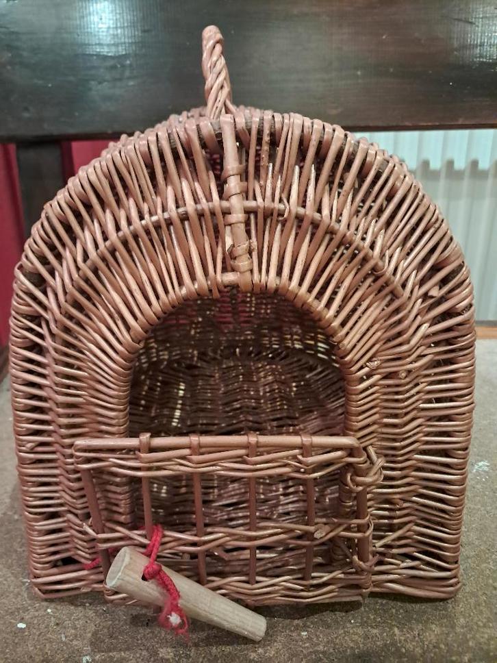 Cage de transport en osier avec fermeture pour animaux., Animaux & Accessoires, Boîtes de transport, Neuf, Enlèvement