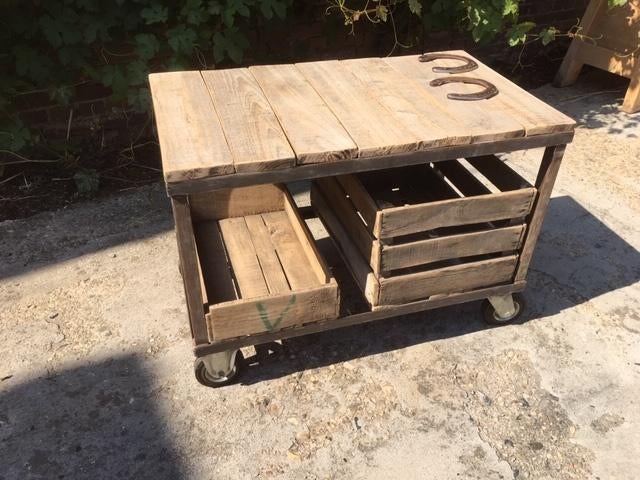 SIDE TABLE _ BIJZETTAFEL _ SALON/TERRASTAFEL industrial look, Jardin & Terrasse, Tables de jardin, Utilisé, Rectangulaire, Autres matériaux