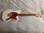 Squier Mustang (modifié), Musique & Instruments, Instruments à corde | Guitares | Électriques, Enlèvement, Comme neuf, Solid body