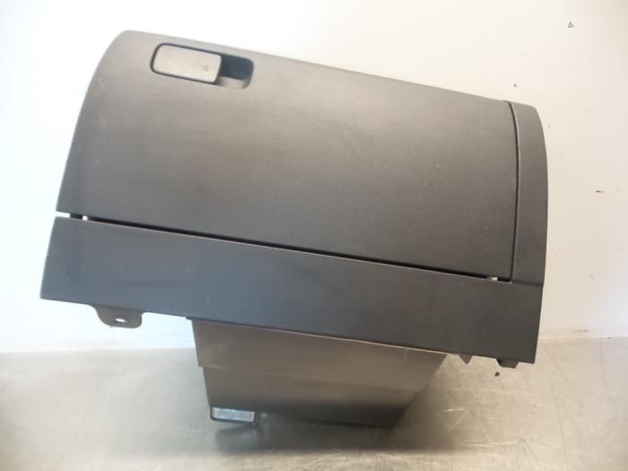 Dashboardkastje van een Volkswagen Polo (Polo 09-), Auto-onderdelen, Dashboard en Schakelaars, Gebruikt, 3 maanden garantie, Ophalen of Verzenden