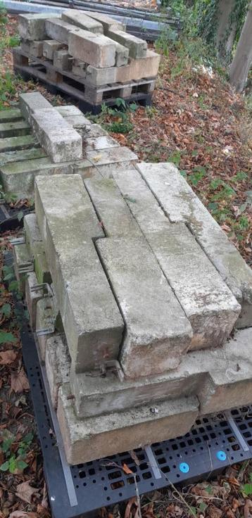 Betonpoeren steunvoeten carport serre beschikbaar voor biedingen