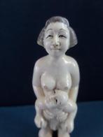 ivoren erotische netsuke mammoet, Antiek en Kunst, Kunst | Beelden en Houtsnijwerken, Ophalen of Verzenden