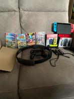 Nintendo Switch + 5 games + extra Joy-Cons + extra dock, Games en Spelcomputers, Spelcomputers | Nintendo Switch, Ophalen, Zo goed als nieuw
