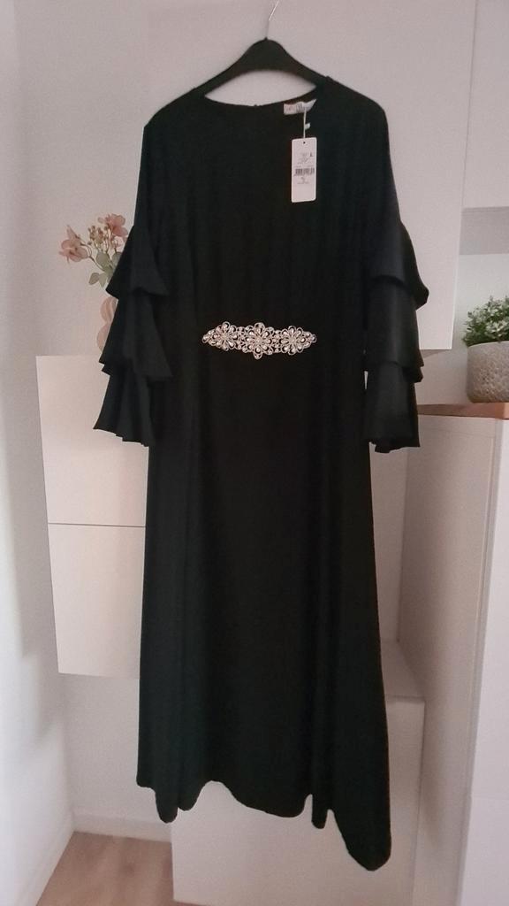 Stijlvolle en elegante zwarte feestjurk - nieuw!, Kleding | Dames, Gelegenheidskleding, Nieuw, Maat 42/44 (L), Ophalen of Verzenden