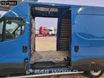 Iveco Daily 35S14 Automaat L2H2 2x schuifdeur LED Camera Air, Autos, Achat, Euro 6, Entreprise, 2467 kg