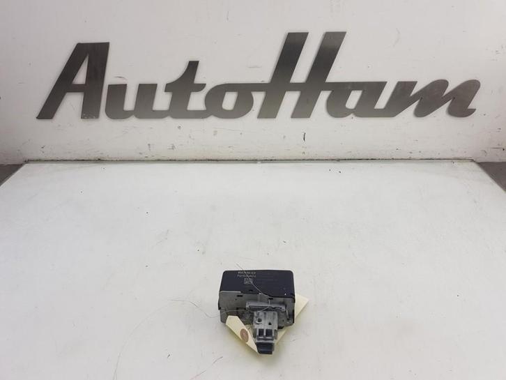 CONTACTSLOT ELECTR. Renault Captur II (RJB) (|487008065R|), Auto-onderdelen, Overige Auto-onderdelen, Renault, Gebruikt