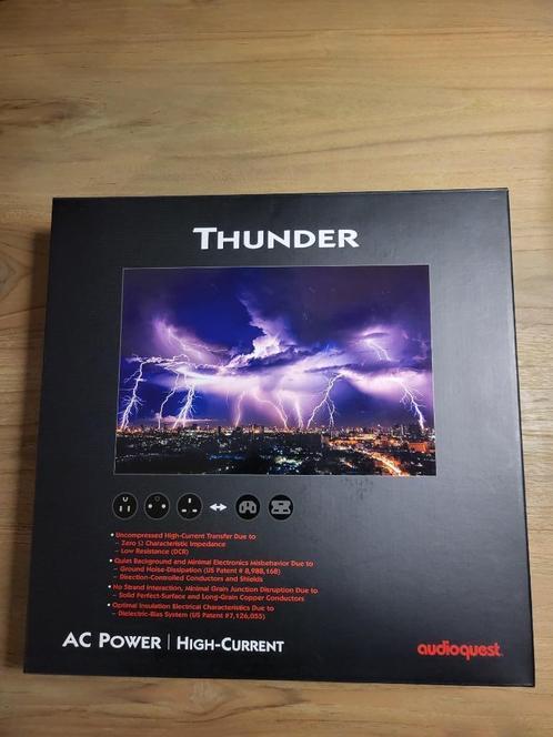 Audioquest Thunder (stroomkabel), Audio, Tv en Foto, Audiokabels en Televisiekabels, Zo goed als nieuw, Overige kabels, Minder dan 2 meter