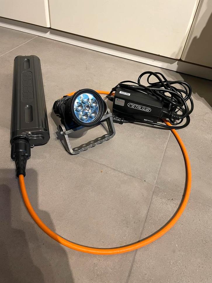 Duiklamp Metalsub KL1242 met PR1209 batterij., Watersport en Boten, Duiken, Zo goed als nieuw, Duiklamp, Ophalen of Verzenden