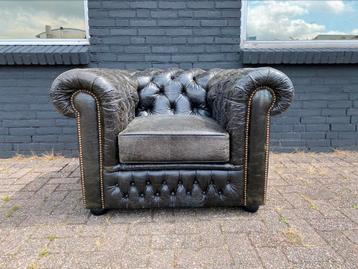 Stoere Chesterfield zetel vintage zwart GRATIS GELEVERD!, Antiek en Kunst, Ophalen of Verzenden