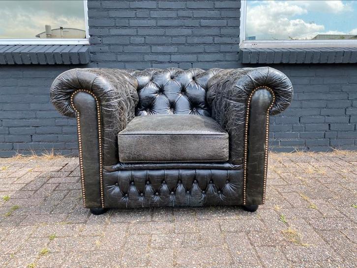 Stoere Chesterfield zetel vintage zwart GRATIS GELEVERD!, Antiek en Kunst, Antiek | Meubels | Stoelen en Sofa's, Ophalen of Verzenden