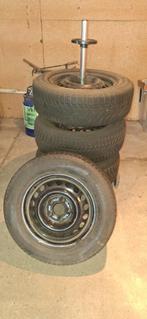 Winterbanden Mercedes (stalen velgen), Auto-onderdelen, Banden en Velgen, Ophalen, Gebruikt, 16 inch, Banden en Velgen