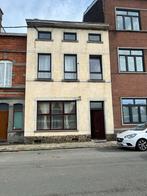 Spacieuse maison familial 4 chambres à Fleurus., Immo, Huizen en Appartementen te koop, Fleurus, 273 m², 200 tot 500 m², Tussenwoning