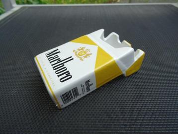 "Marlboro" asbak beschikbaar voor biedingen