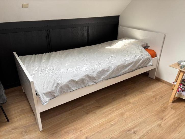 Lit, sommier et matelas 1 personne, Huis en Inrichting, Slaapkamer | Matrassen en Bedbodems, Zo goed als nieuw, Matras, 90 cm