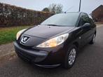 Peugeot 206+ (207) 1.1i 60 Pk Benzine 2010, Auto's, Voorwielaandrijving, Stof, Zwart, 4 cilinders