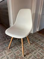 Lot de 6 chaises design Eiffel, Huis en Inrichting, Stoelen, Design Eiffel, Wit, Zo goed als nieuw, Vijf, Zes of meer stoelen