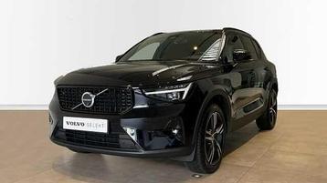 Volvo XC40 Plus Dark, B3 Mild Hybrid, Essence beschikbaar voor biedingen