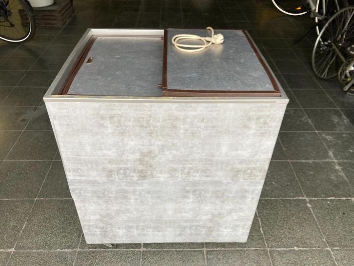 Koelkast op wieltjes, ideaal voor tuinfeest of BBQ, Tuin en Terras, Barbecue-accessoires, Gebruikt, Ophalen