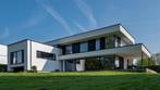 Huis te koop in Sint-Pieters-Leeuw, 4 slpks, Vrijstaande woning, 52 kWh/m²/jaar, 4 kamers, 330 m²