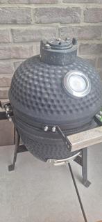 Kamado mini bbq egg, Tuin en Terras, Houtskoolbarbecues, Ophalen of Verzenden, Zo goed als nieuw