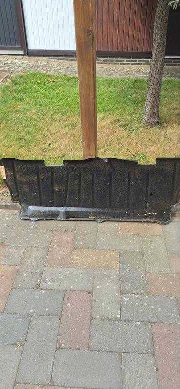 Kofferbak rug w126 sec beschikbaar voor biedingen