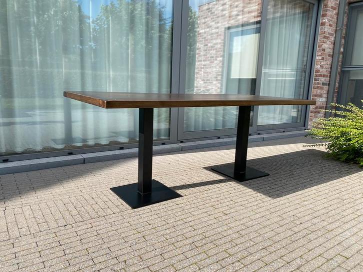 Eiken eettafel 200 op 90 met metalen poten in het zwart, Huis en Inrichting, Tafels | Eettafels, Zo goed als nieuw, 50 tot 100 cm