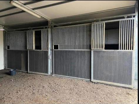 Paardvriendelijke pensionstal – enkele plaatsen vrij, Dieren en Toebehoren, Stalling en Weidegang, Stalling