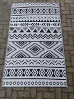 outdoor vloerkleed  1,80 x 1,20 m  wit / zwart, Ophalen, Nieuw