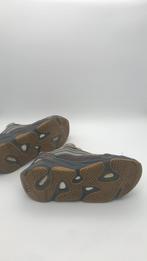 Adidas Yeezy Boost 700 V2 Tephra, Vêtements | Hommes, Chaussures, Autres couleurs, Porté, Baskets, Envoi