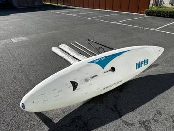 Surfplank hifly beschikbaar voor biedingen