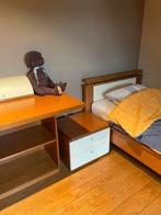 Slaapkamer met bureau, Huis en Inrichting, Slaapkamer | Complete slaapkamers, Ophalen, Zo goed als nieuw, Eenpersoons