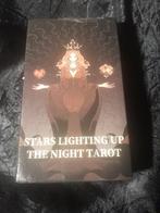 Tarot Stars Lighting Up The Night, Boeken, Esoterie en Spiritualiteit, Ophalen of Verzenden, Zo goed als nieuw