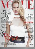 Vogue Turkey / Türkiye - August 2014, Boeken, Tijdschriften en Kranten, Zo goed als nieuw, Damesbladen, Verzenden