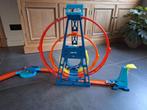 Hot wheels driedubbele looping, Kinderen en Baby's, Speelgoed | Racebanen, Ophalen, Racebaan, Zo goed als nieuw, Hot Wheels