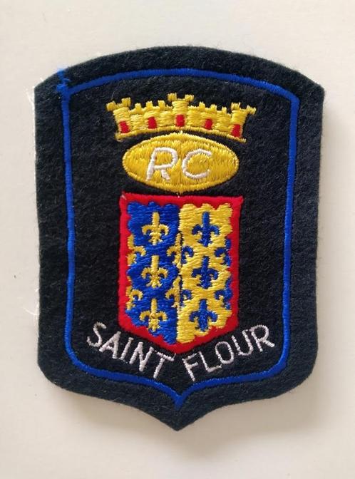 Ecusson / Patch Vintage - RC Saint-Flour - France, Collections, Broches, Pins & Badges, Comme neuf, Bouton, Ville ou Campagne