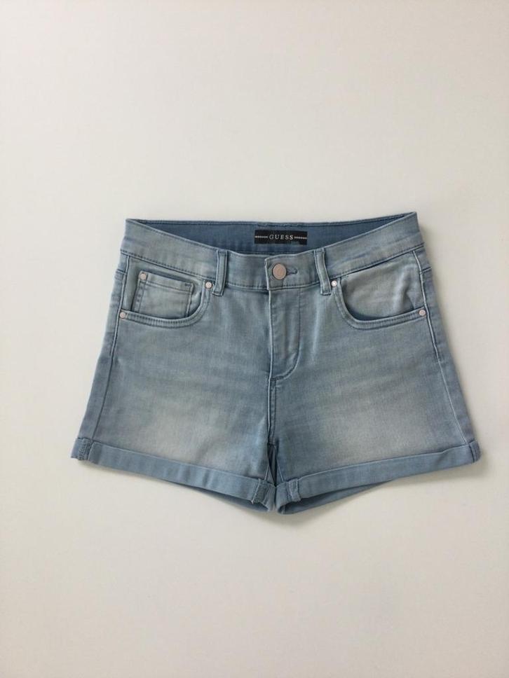Lichtblauwe Jeansshort Guess 14 jaar, Kinderen en Baby's, Kinderkleding | Maat 164, Gebruikt, Meisje, Broek, Ophalen of Verzenden