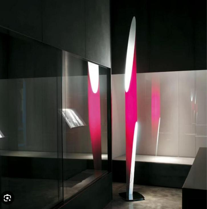 vloerlamp KUNDALINI Shakti 200, ontwerp Marzio Clerici, Huis en Inrichting, Lampen | Vloerlampen, Nieuw, 200 cm of meer, Kunststof