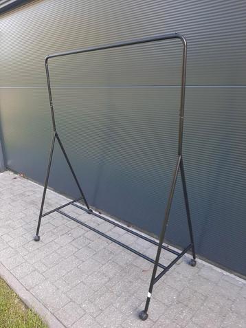Kledingrek ikea turbo beschikbaar voor biedingen