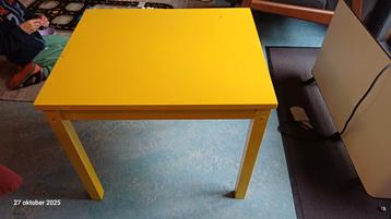 Kindertafel ikea geel gelakt beschikbaar voor biedingen