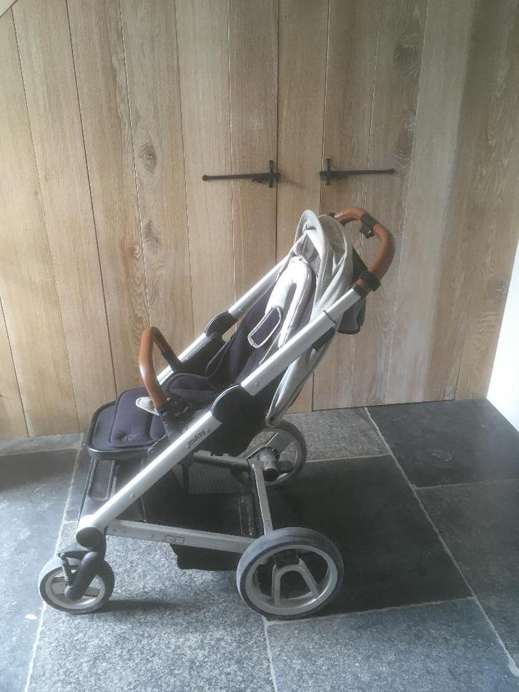 Kinderwagen, Kinderen en Baby's, Kinderwagens en Combinaties, Gebruikt, Kinderwagen, Mutsy, Met autostoeltje, Verstelbare duwstang