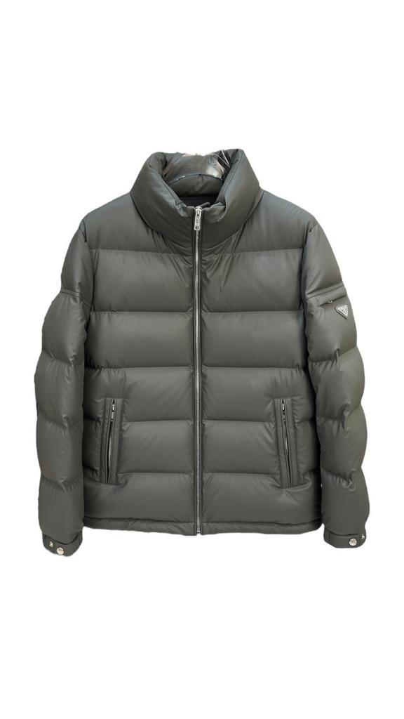 Prada Logo Down Jacket Re-Nylon winterjas grijs Maat S L, Kleding | Heren, Jassen | Winter, Ophalen of Verzenden