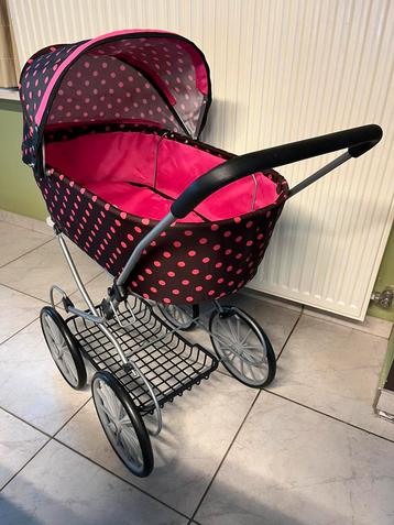 Luxe poppenwagen beschikbaar voor biedingen