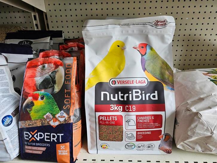 Nutribird C19 Kanarie Onderhoudsvoer 3 kg - Versele Laga - A, Dieren en Toebehoren, Vogels | Toebehoren, Ophalen