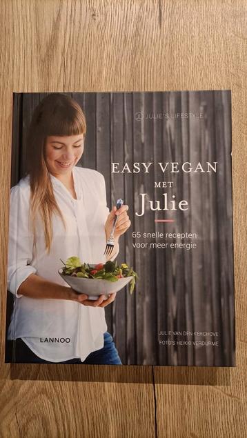 Boek Easy Vegan met Julie beschikbaar voor biedingen