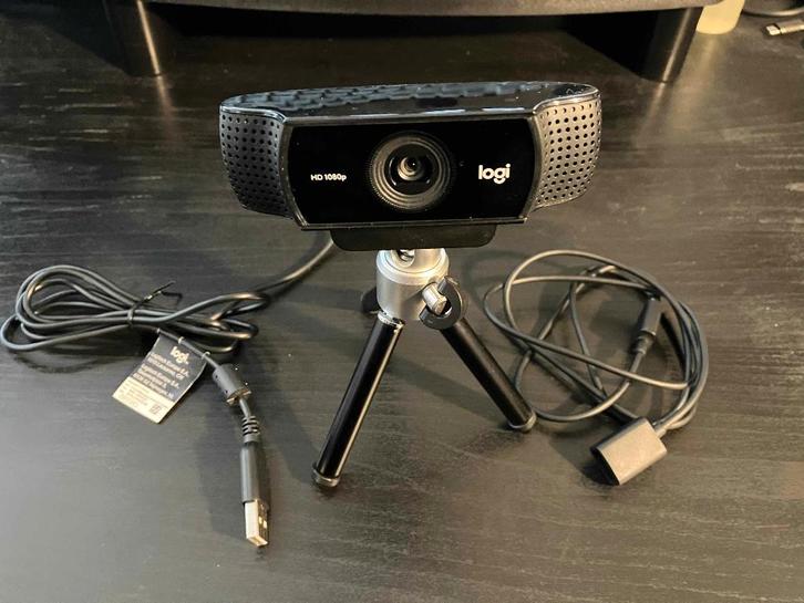 Webcam Logitech C922 Pro HD + Trépieds et support de bureau, Computers en Software, Webcams, Gebruikt, Bedraad, ChromeOS, MacOS