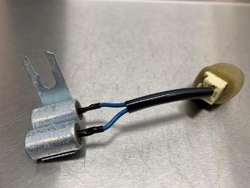 AUDIO VIDEO NAVIGATION DIVERS Camry (CV30) (9098004129), Utilisé, Toyota
